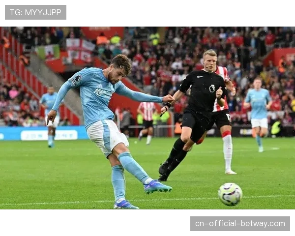 中游球队拥抱转换进攻，诺丁汉森林与伯恩茅斯成节奏变革代表